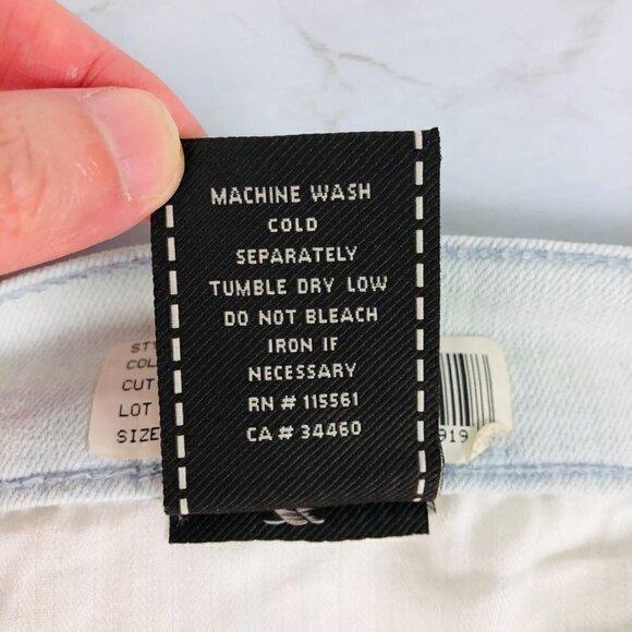 NWT 7 For All Mankind Straight Leg Light Wash Jean 31 - Picture 8 of 13